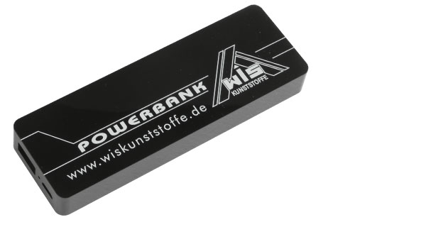 Abb.: Powerbank Classic Flat in schwarz – WIS Kunststoffe